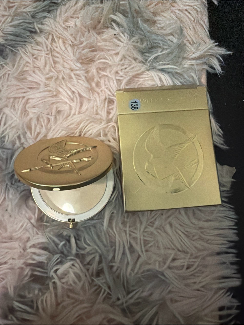 Gold Compact Powder Case - Branded Luxury Finish